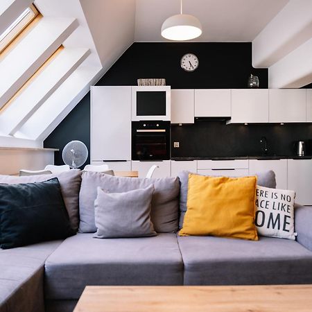 Rentplanet - Apartament Swietego Mikolaja วรอตซวาฟ ภายนอก รูปภาพ