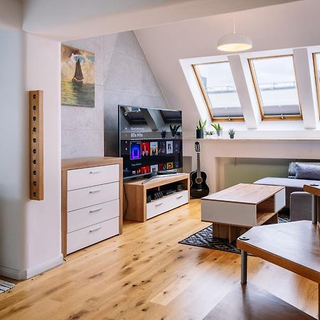 Rentplanet - Apartament Swietego Mikolaja วรอตซวาฟ ภายนอก รูปภาพ